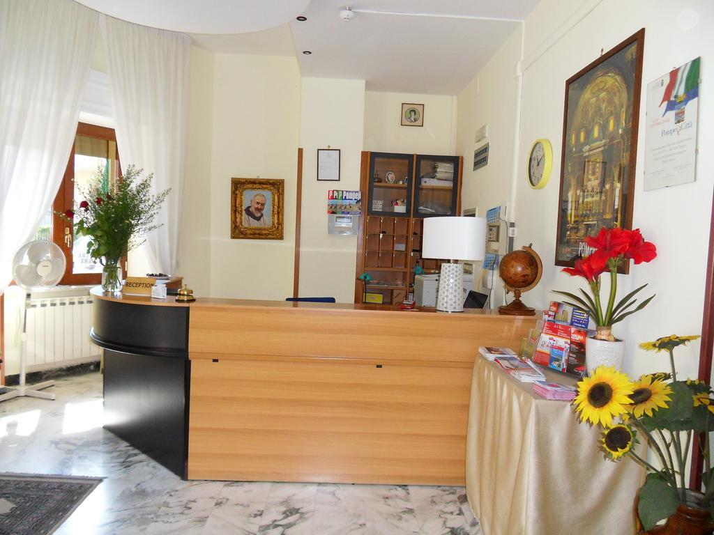 Hotel Astoria Pompei Ngoại thất bức ảnh
